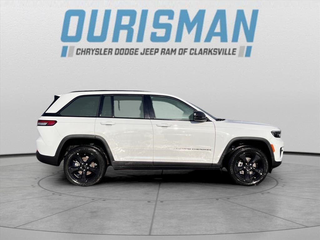 2025 Jeep Grand Cherokee Altitude X photo 2