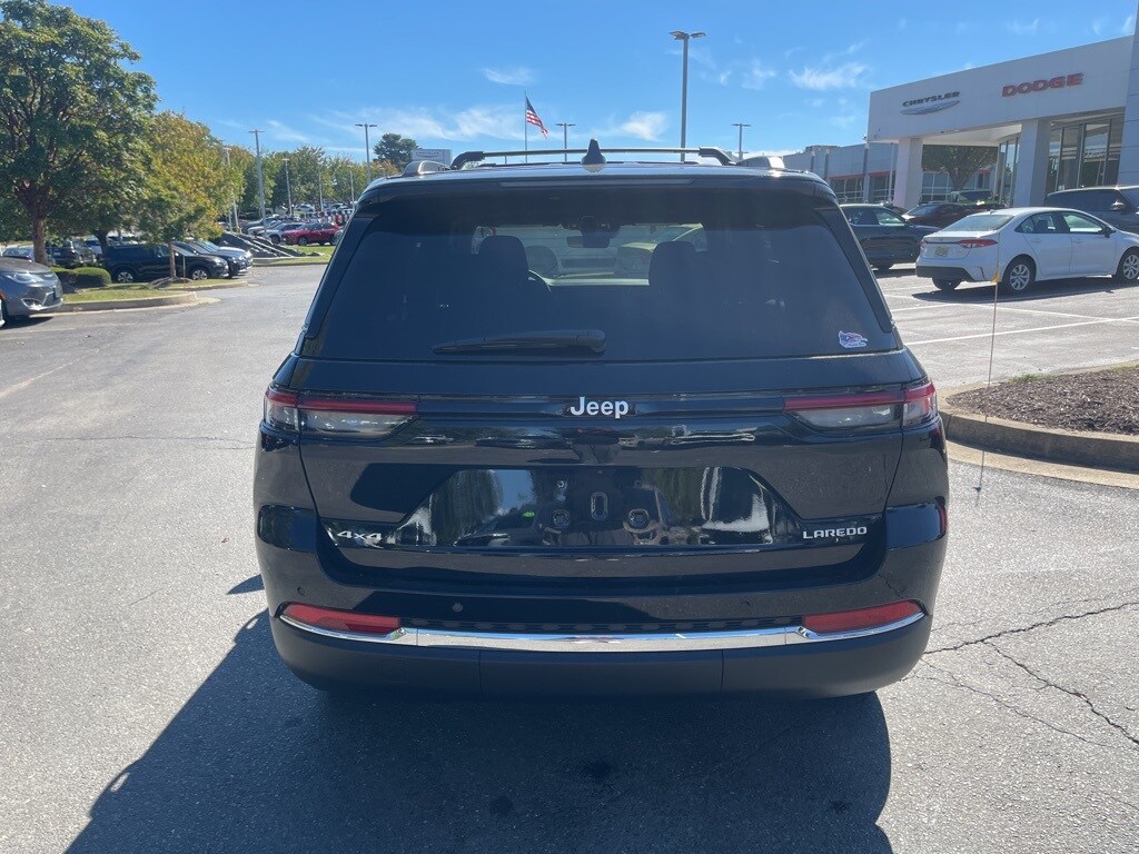 2025 Jeep Grand Cherokee Laredo X photo 4