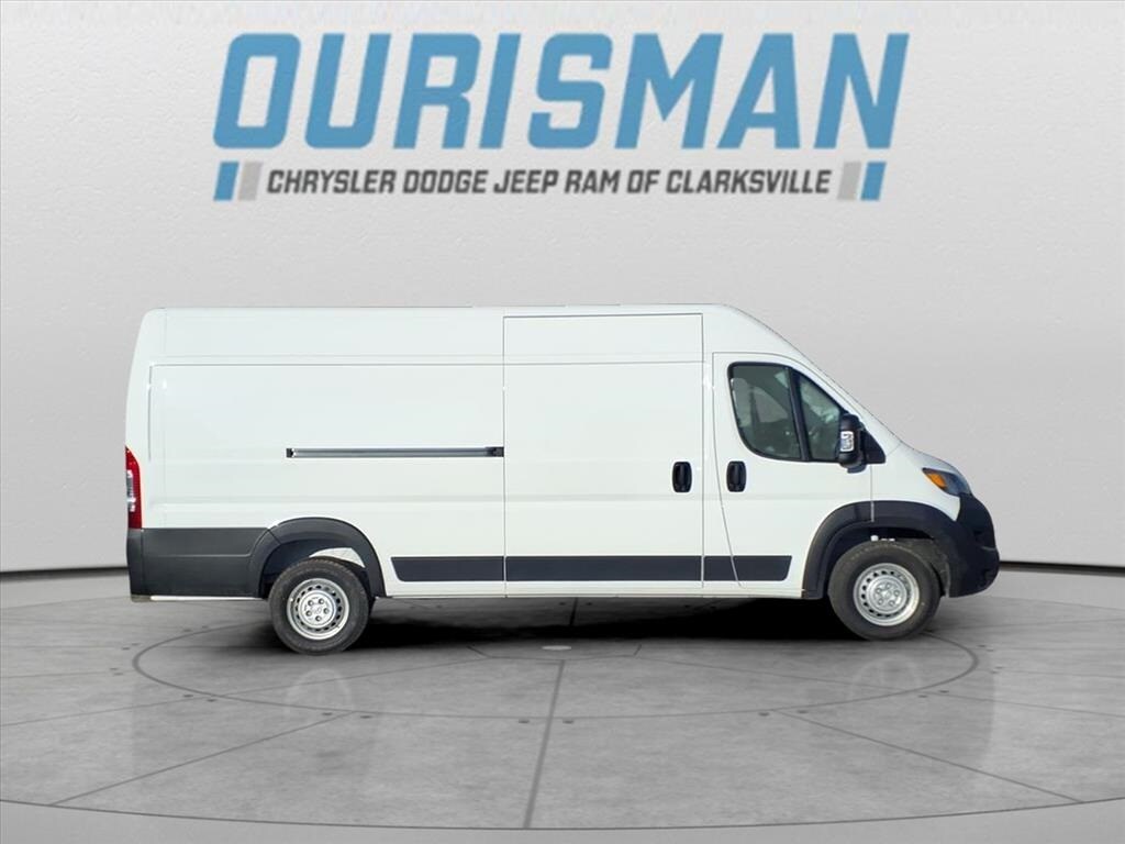 2026 Ram ProMaster 3500 Cargo Van photo 2