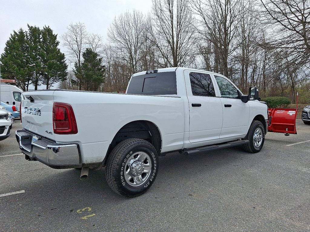 2025 RAM 2500 Tradesman - Photo 6