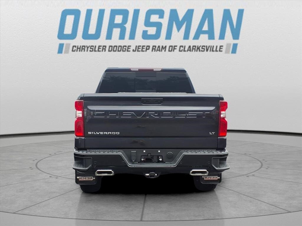 2024 Chevrolet Silverado 1500 LT Trail Boss photo 3