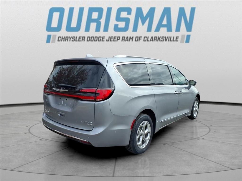 Used 2021 Chrysler Pacifica Limited Van Passenger Van