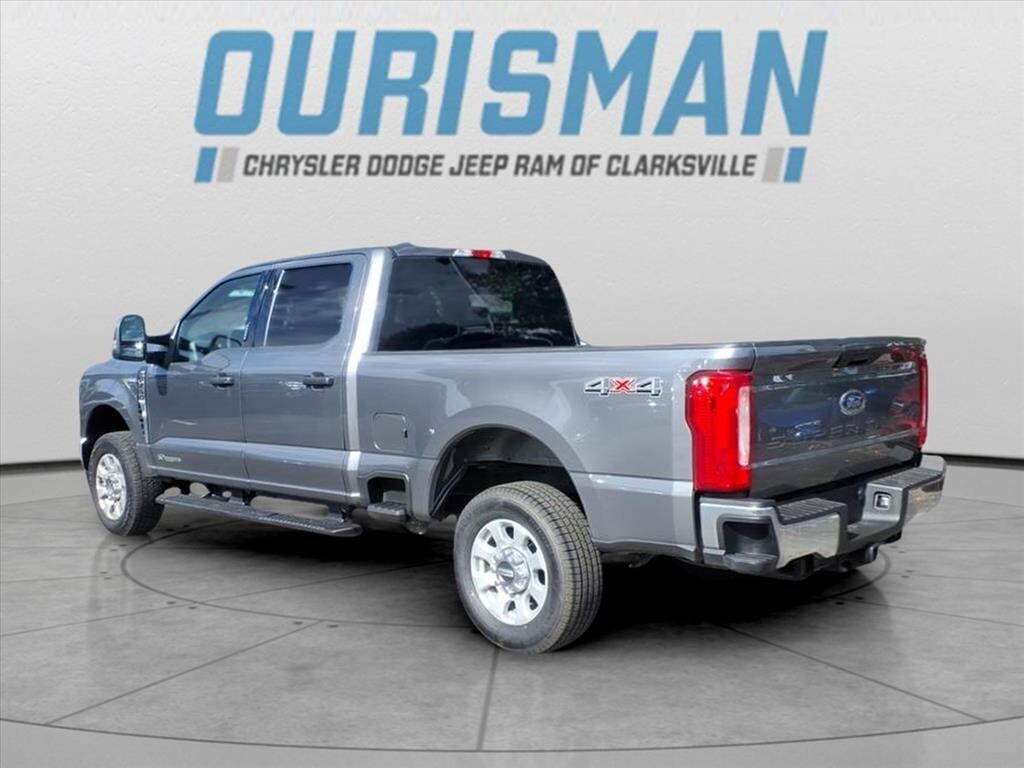 2024 Ford F-250 XLT photo 4