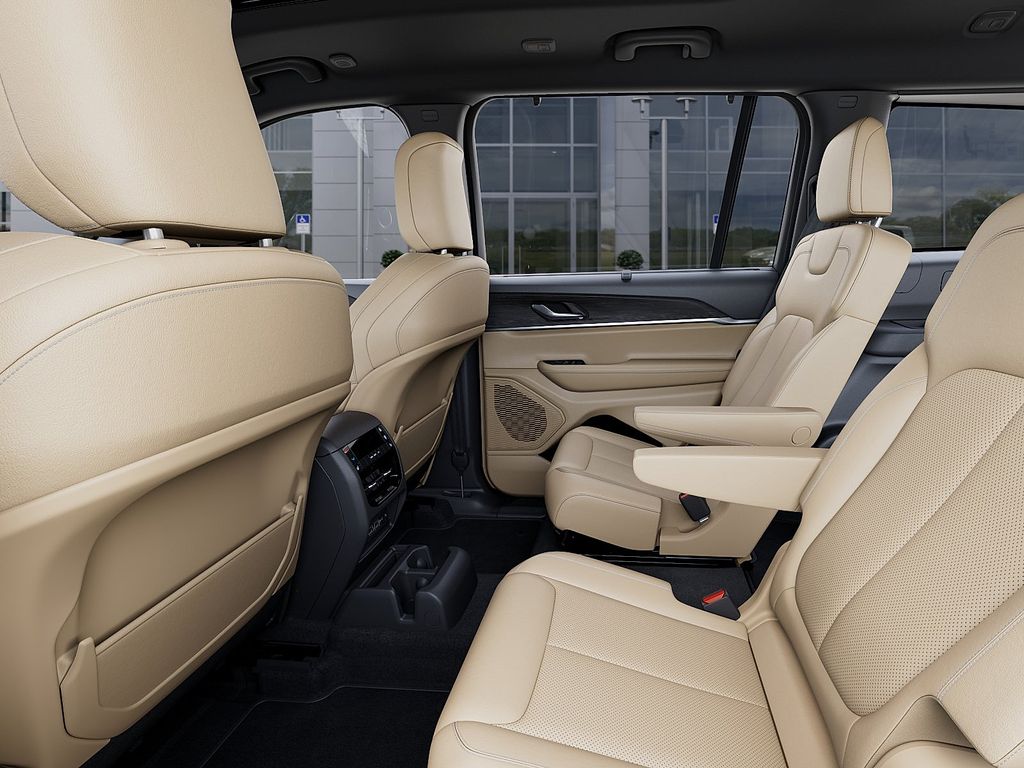 2025 Jeep Grand Cherokee L Limited - Photo 23