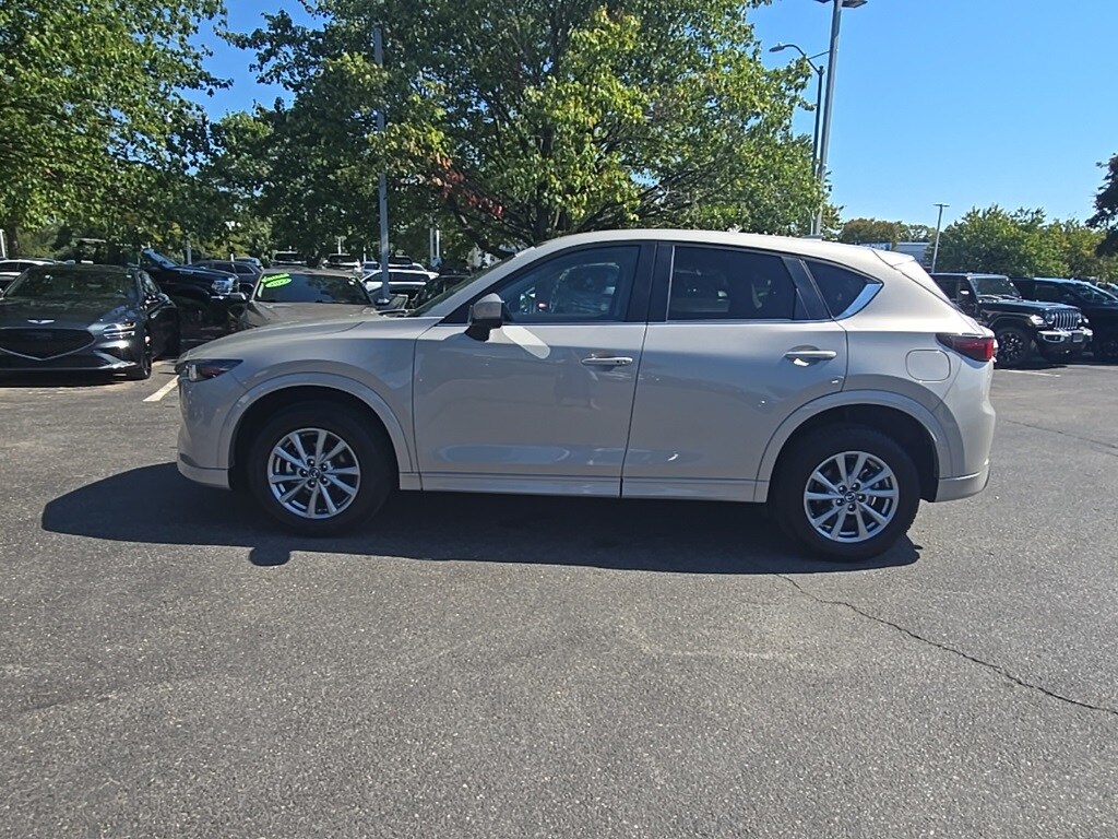 2024 Mazda CX-5 2.5 Select photo 2