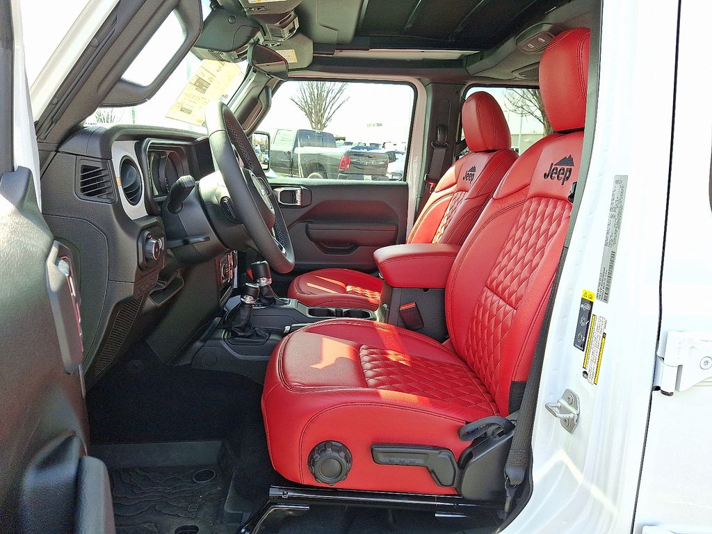 2025 Jeep Wrangler 4-Door Sport S - Photo 11