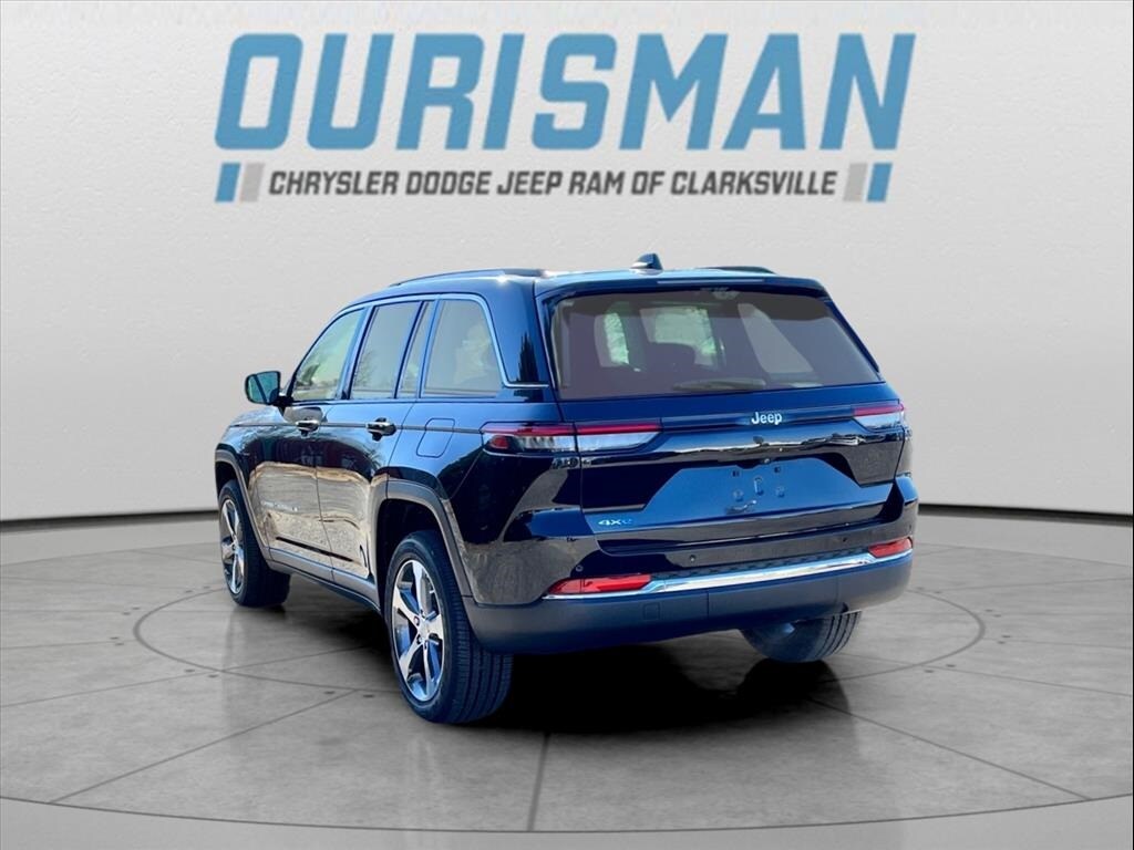 2024 Jeep Cherokee Base 4xe photo 4