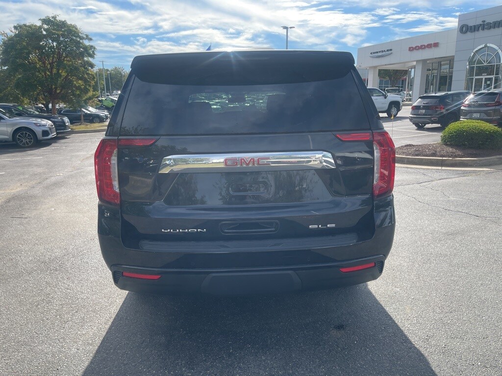 2023 Gmc Yukon SLE photo 4
