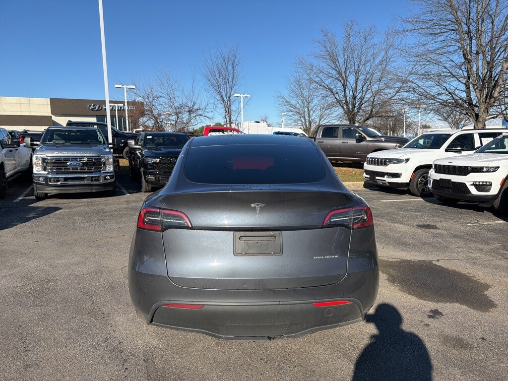 2023 Tesla Model Y Long Range photo 4