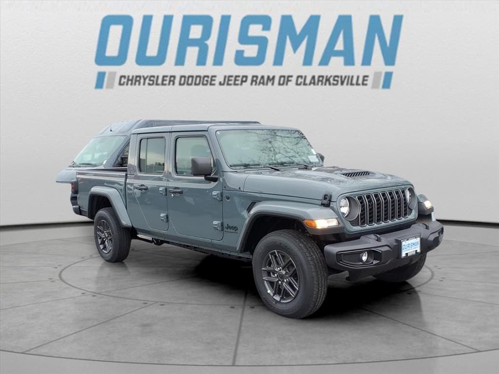 2026 Jeep Gladiator Sport S's photo