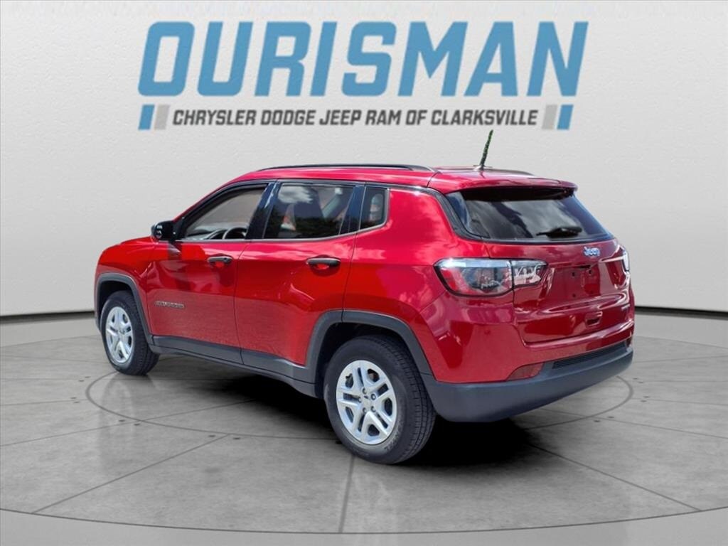 2018 Jeep Compass Sport photo 3