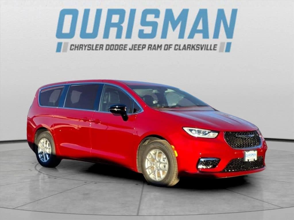 2026 Chrysler Pacifica Select's photo