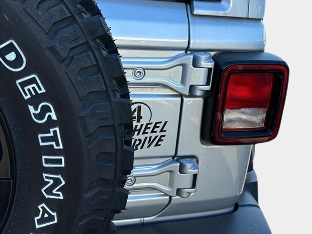 2023 Jeep Wrangler Base 4xe photo 4