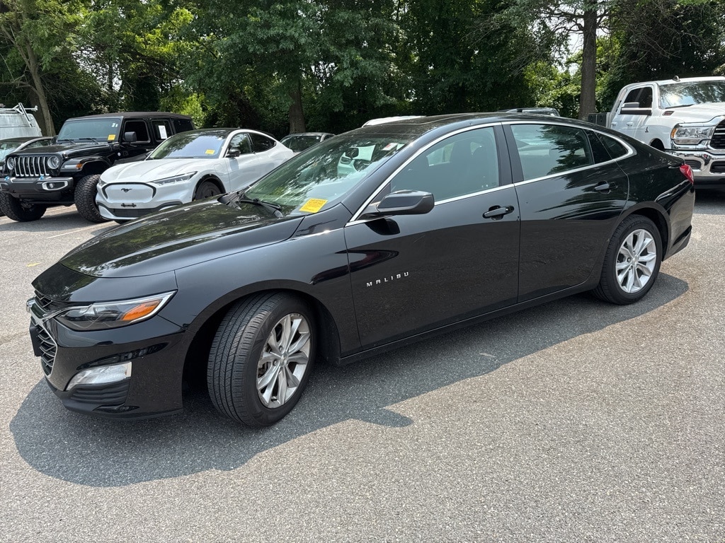Used 2022 Chevrolet Malibu 1LT with VIN 1G1ZD5ST4NF164042 for sale in Clarksville, MD