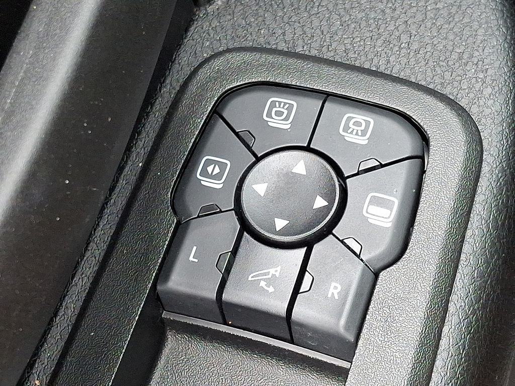 2025 RAM 2500 Tradesman - Photo 21