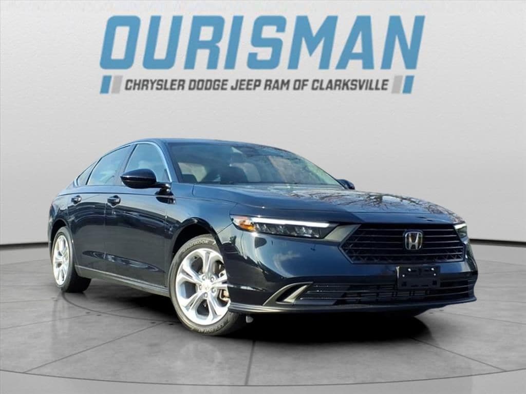 2023 Honda Accord LX's photo