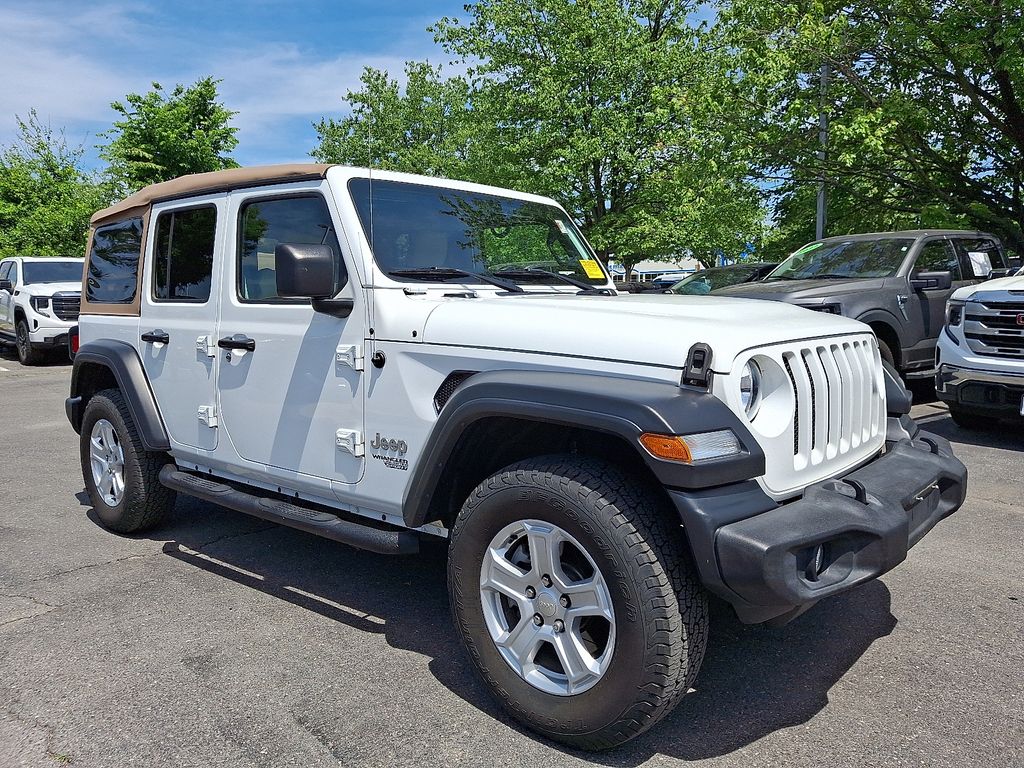 2019 Jeep Wrangler Sport S's photo