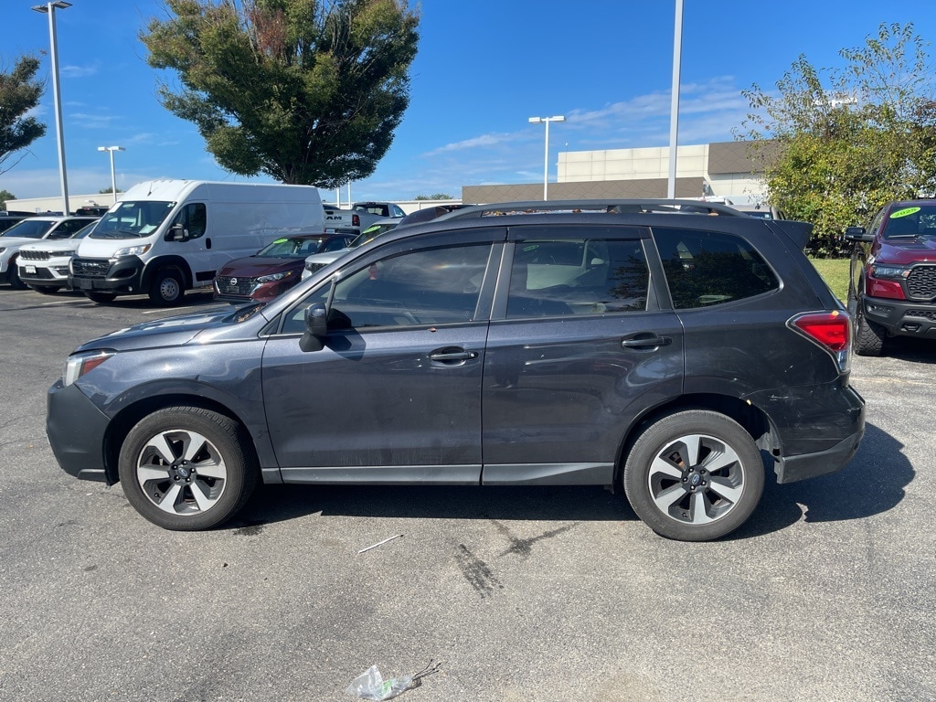 Used 2017 Subaru Forester 2.5i Premium SUV