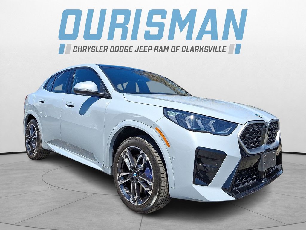 2025 BMW X2 xDrive28i's photo
