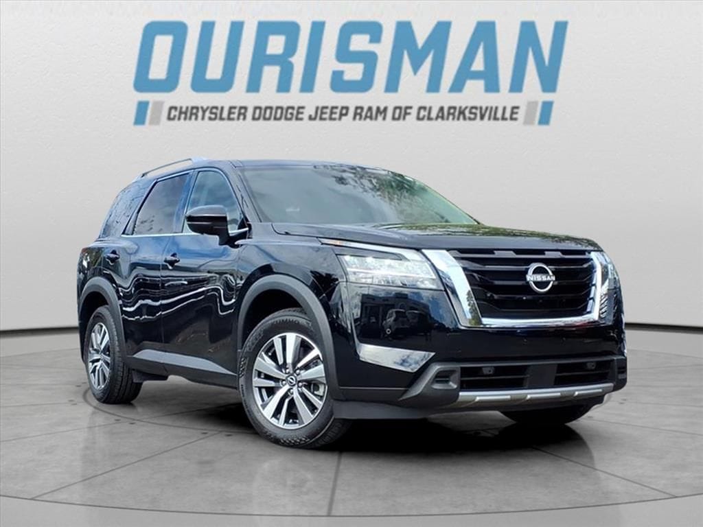 2024 Nissan Pathfinder SL's photo