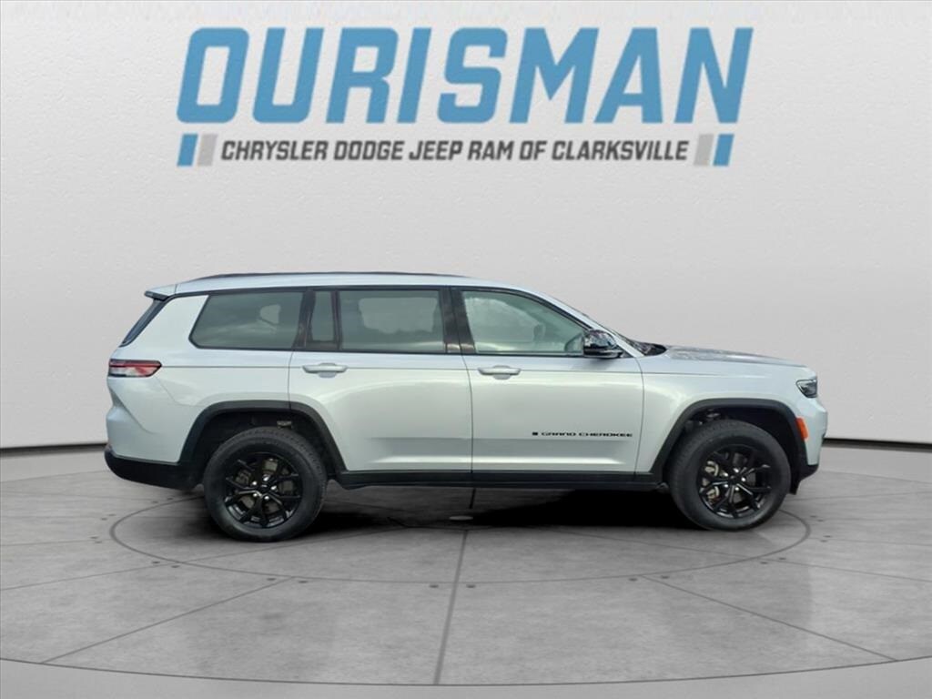 Used 2024 Jeep Grand Cherokee L Laredo SUV