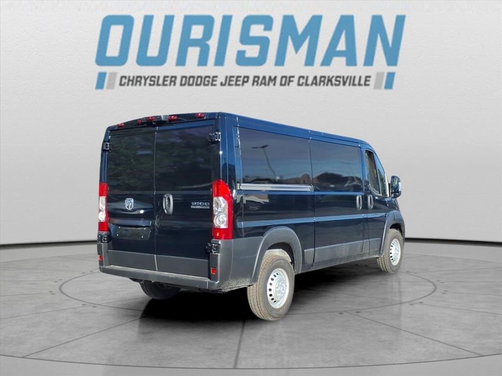 2026 Ram ProMaster 1500 Tradesman Cargo Van photo 3