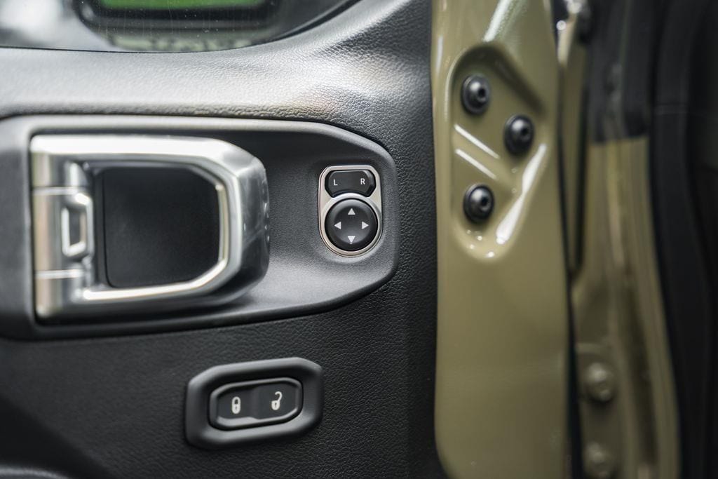 2025 Jeep Gladiator Sport S - Photo 38