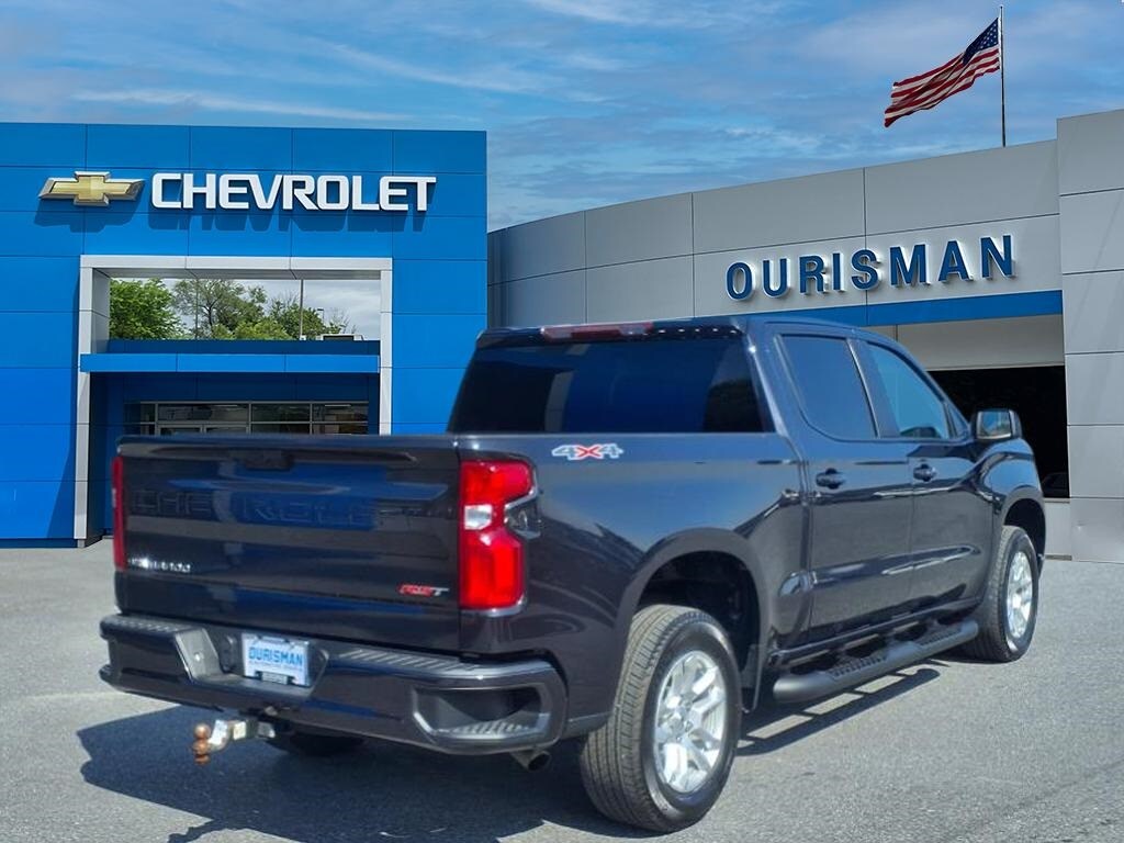 2024 Chevrolet Silverado 1500 RST photo 3