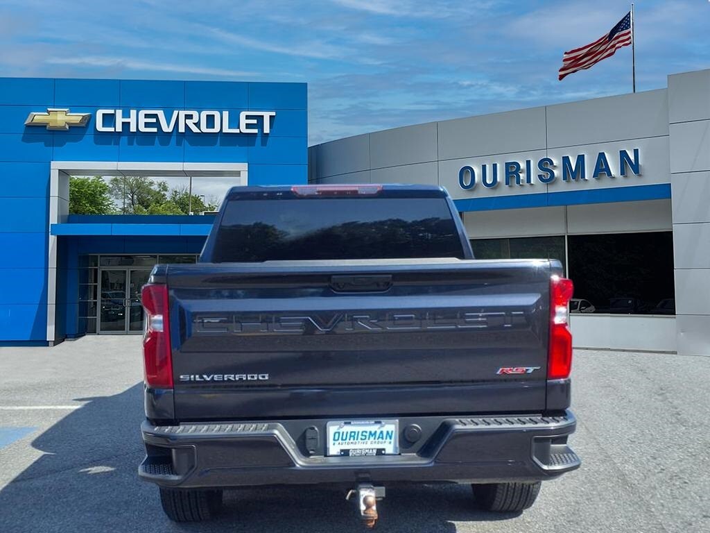 2024 Chevrolet Silverado 1500 RST photo 4