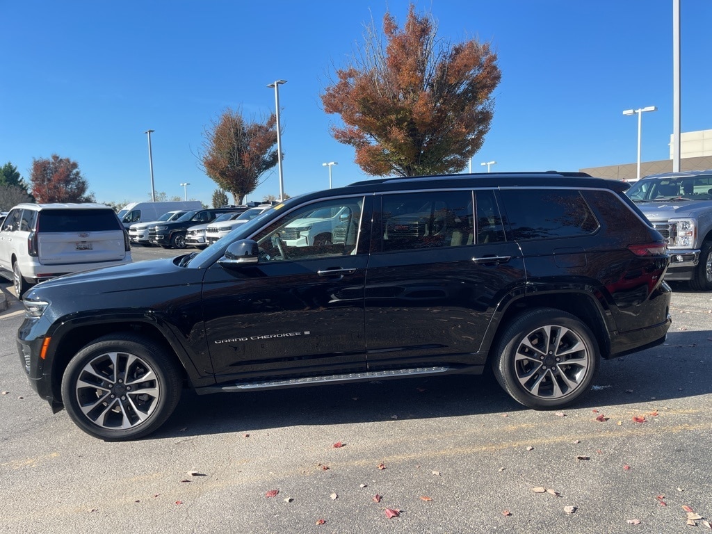 Used 2021 Jeep Grand Cherokee L Overland SUV