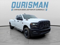 2026 Ram 3500 TRADESMAN CREW CAB 4X4 8' BOX Pickup