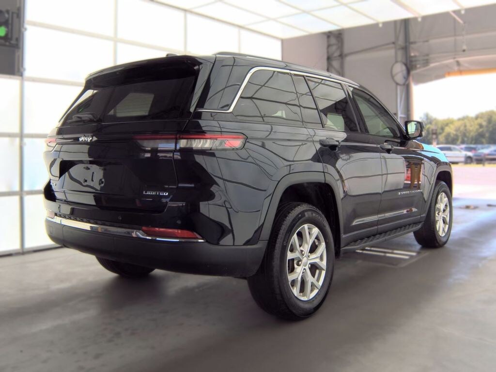 Used 2023 Jeep Grand Cherokee Limited SUV