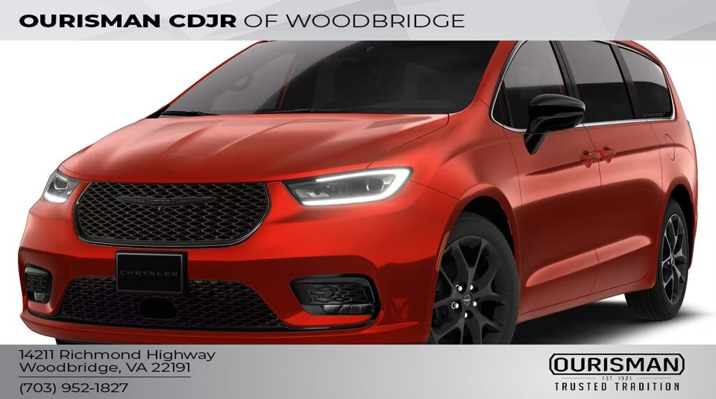 Used 2025 Chrysler Pacifica Select Minivan/Van