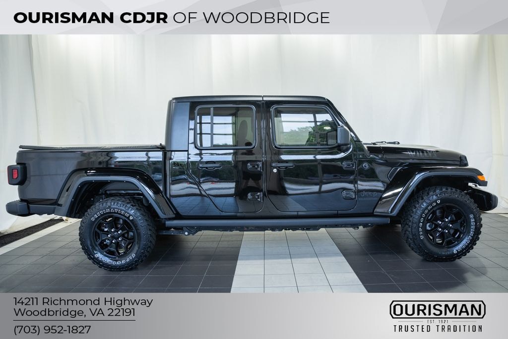 Certified 2022 Jeep Gladiator Willys Truck