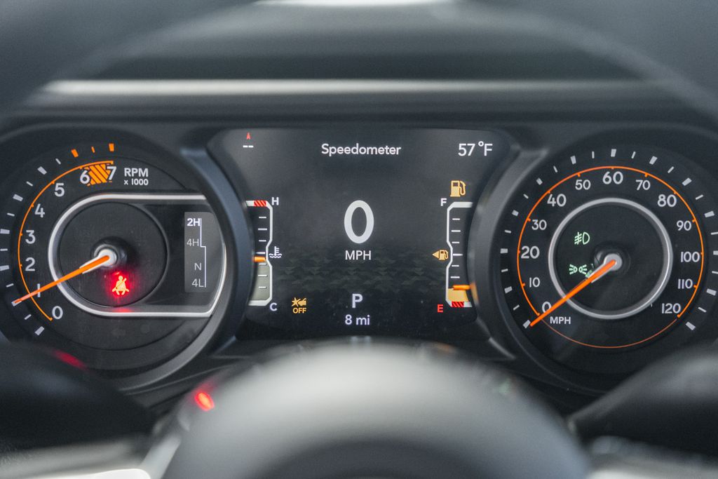 2026 Jeep Wrangler 4-Door Sahara - Photo 42