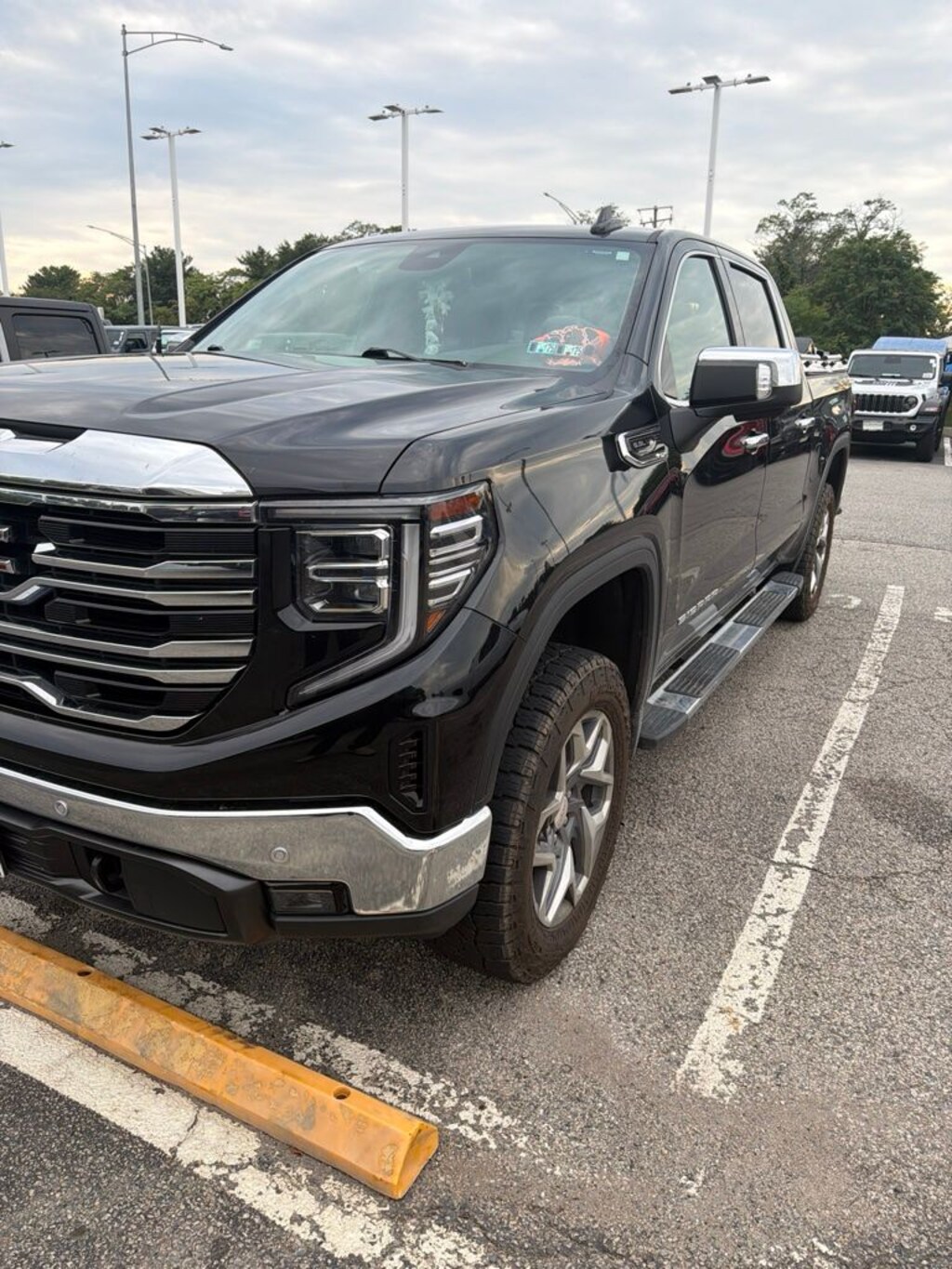 Used 2023 GMC Sierra 1500 SLT Truck