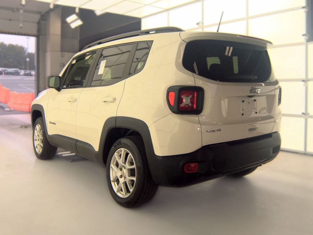 Used 2022 Jeep Renegade Latitude SUV