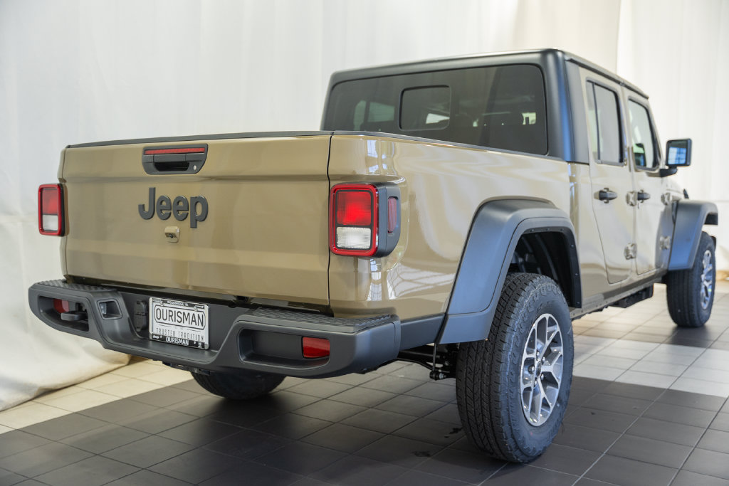 New 2027 Jeep Gladiator Sport S Pickup