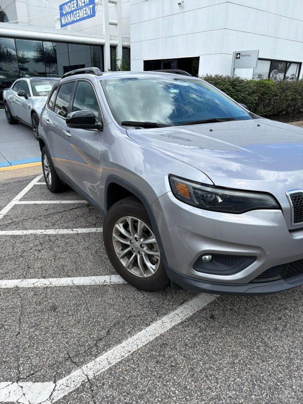 Used 2022 Jeep Cherokee Latitude Lux SUV