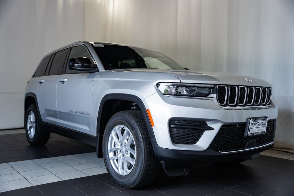 New 2026 Jeep Grand Cherokee Laredo X Sport Utility