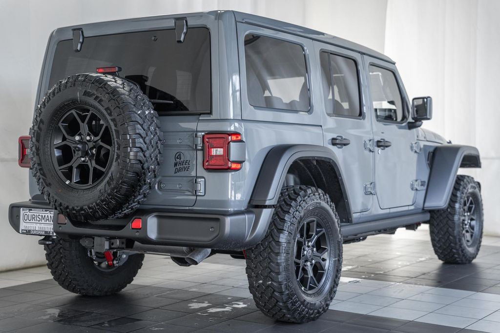 2025 Jeep Wrangler Willys photo 4