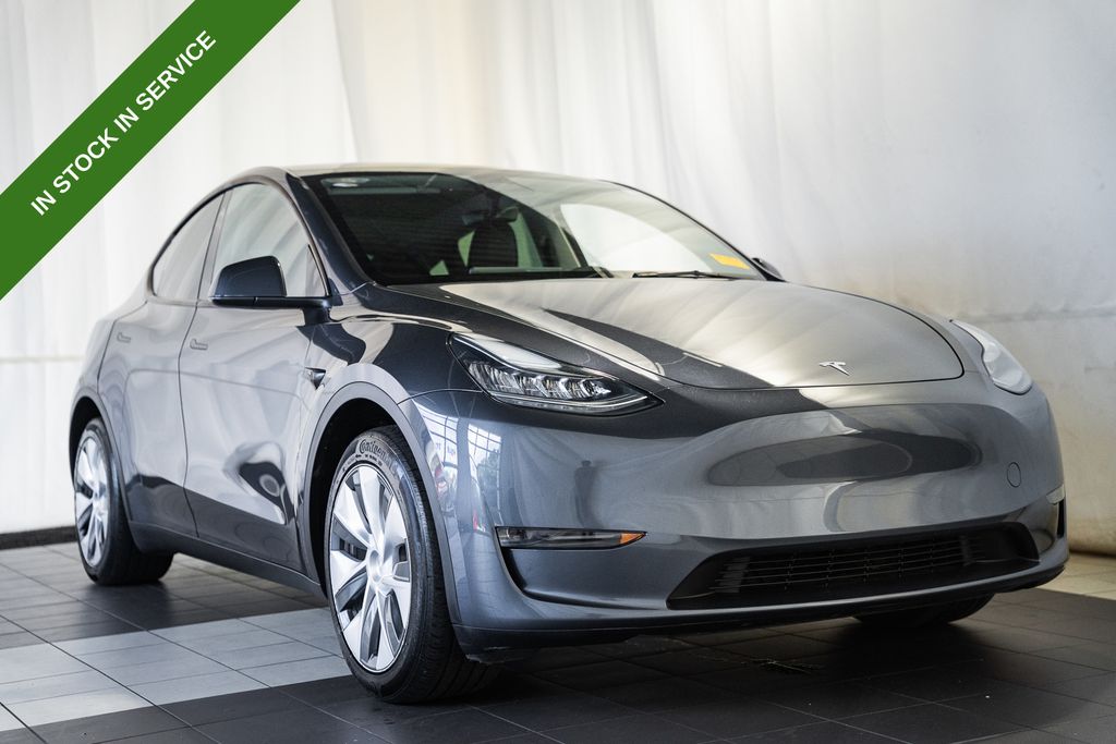 2023 Tesla Model Y Long Range Dual Motor All-Wheel Drive's photo