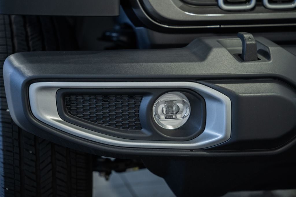 2026 Jeep Wrangler 4-Door Sahara - Photo 11