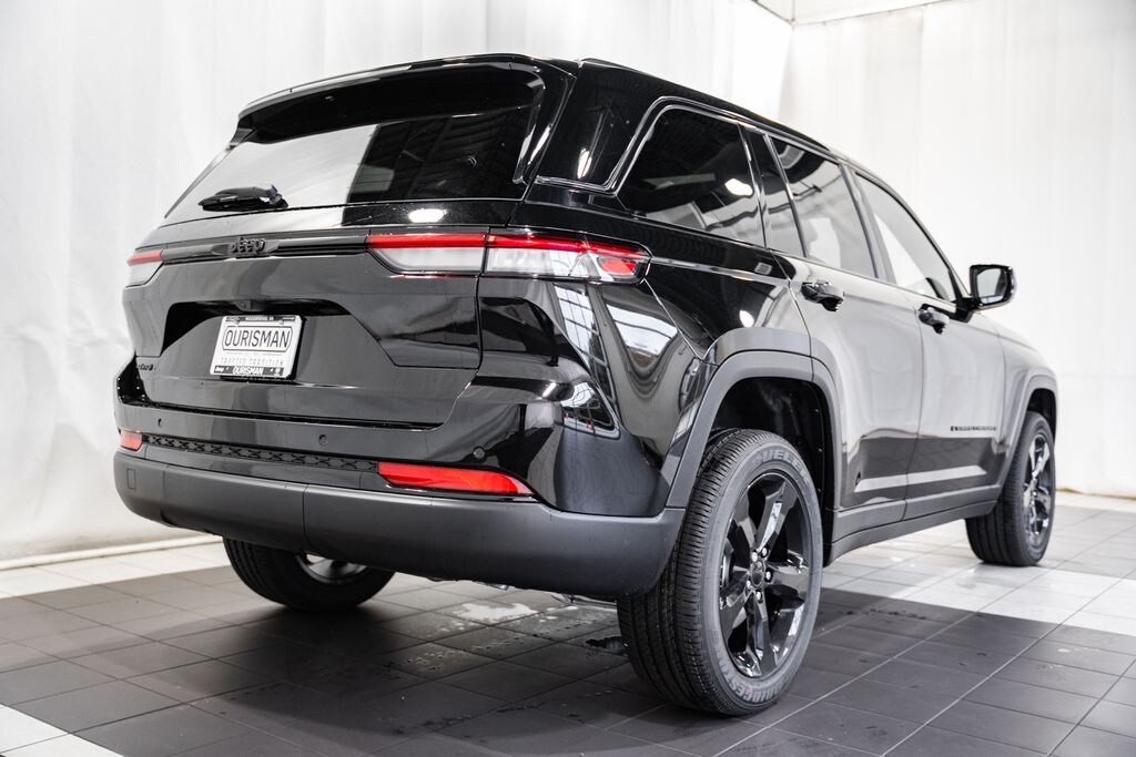 New 2025 Jeep Grand Cherokee Altitude X Sport Utility