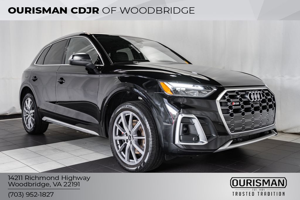 2023 Audi SQ5 Premium Plus's photo