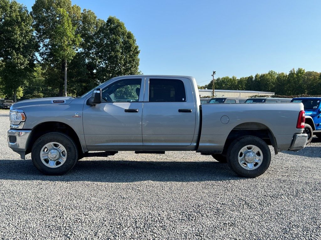 2024 Ram 2500 Tradesman photo 2