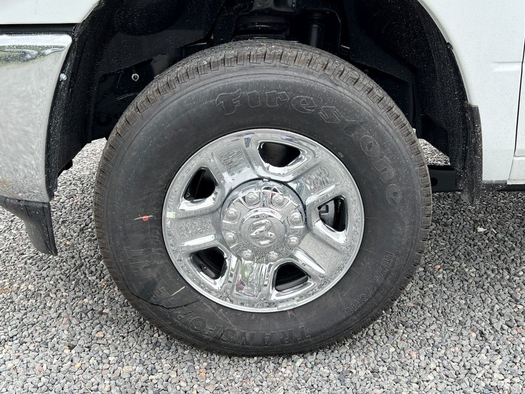 2024 Ram 2500 Tradesman photo 4