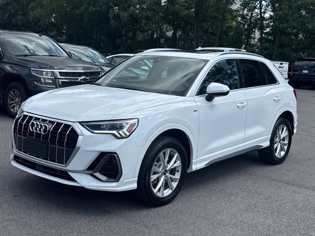 Used 2024 Audi Q3 Premium SUV