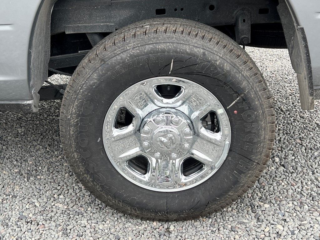 2024 Ram 2500 Tradesman photo 4