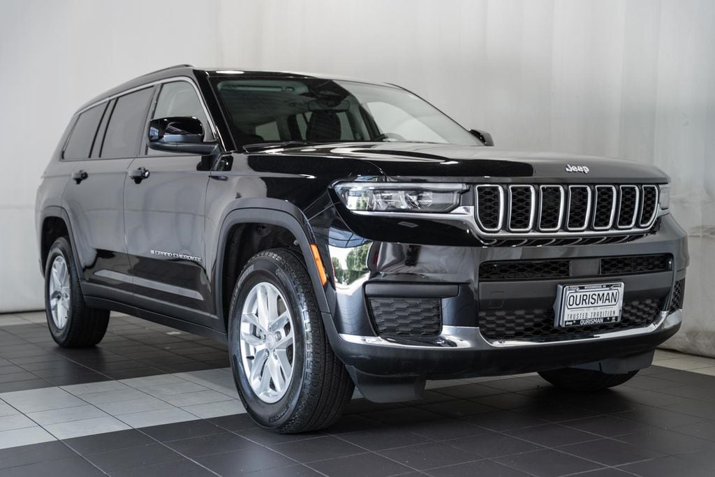 Used 2023 Jeep Grand Cherokee L Laredo SUV
